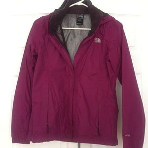 Northface windbreaker/rain jacket